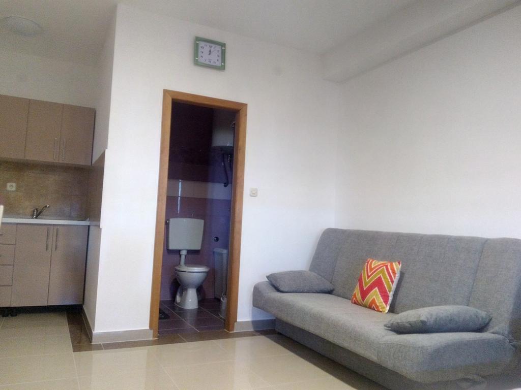Apartments Glasnovic 비르 객실 사진